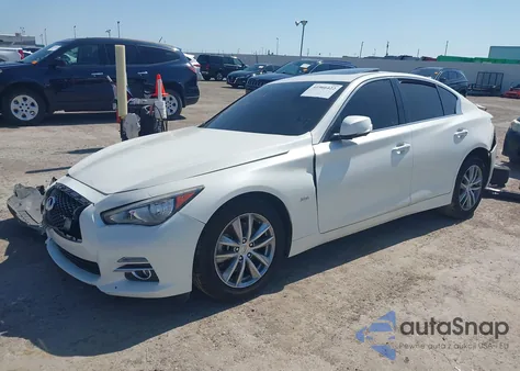 2016 Infiniti Q50 Premium z USA, uszkodzony, nr VIN JN1EV7AP4GM301887